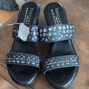 NWT! Tuscany by Easy Street Women's Black Wedge Sandal